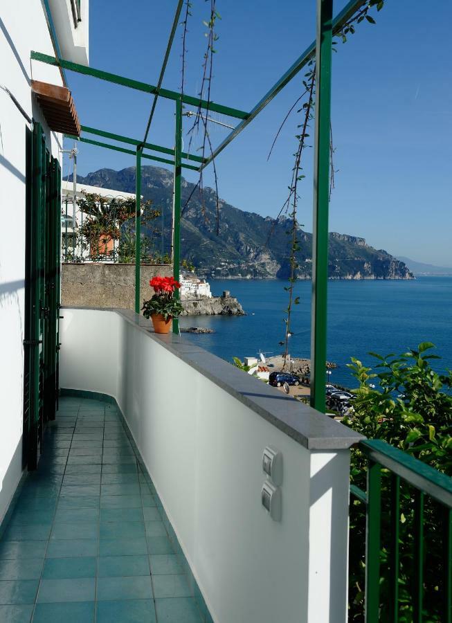 Amalfi Blue Flowers A 외부 사진